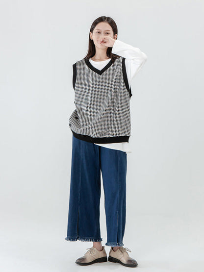Beautifully Finished Sweater in a Timeless Design