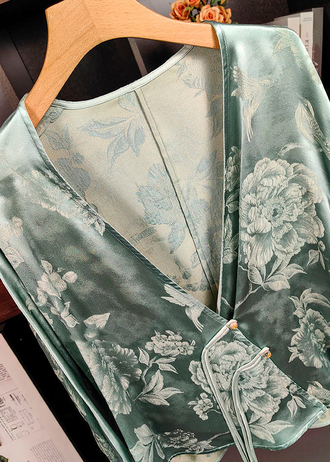 Beautifully Balanced Top with Timeless Character