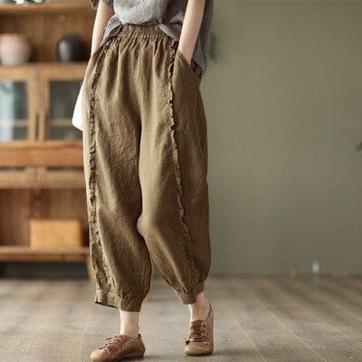 Classic Vintage Pants with a Flattering Fit