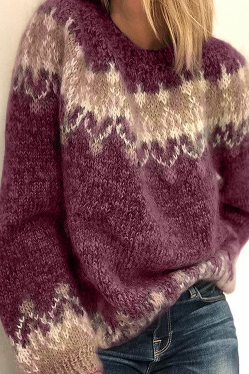 Classic Vintage Sweater with a Flattering Fit