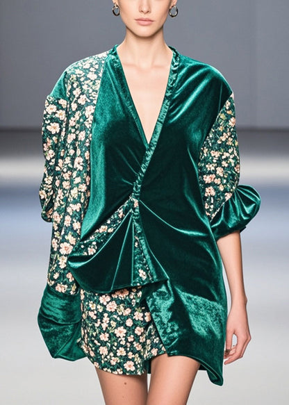 Beautifully Finished Blouse in a Timeless Design