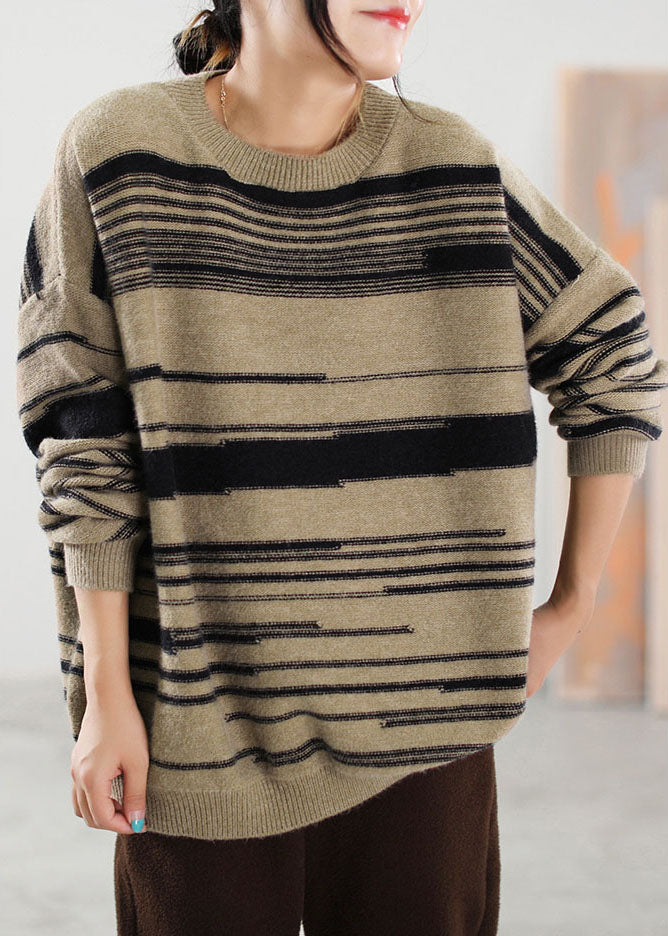 Gracefully Styled Sweater for Any Occasion