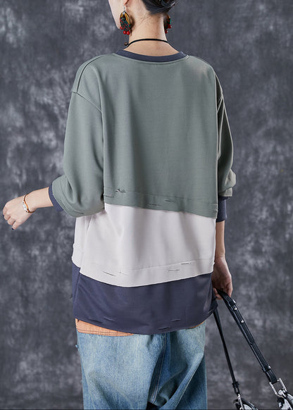 Gracefully Styled Pullover for Any Occasion
