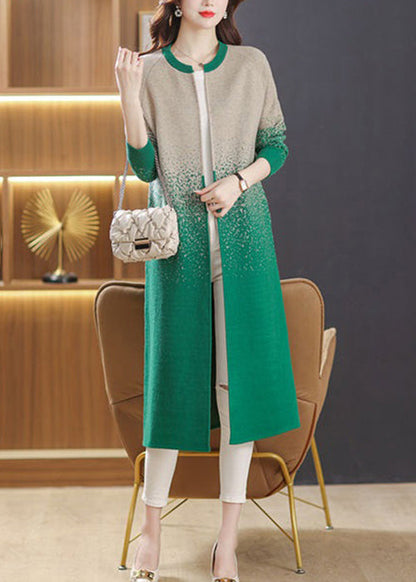 Classic Vintage Cardigan with a Flattering Fit