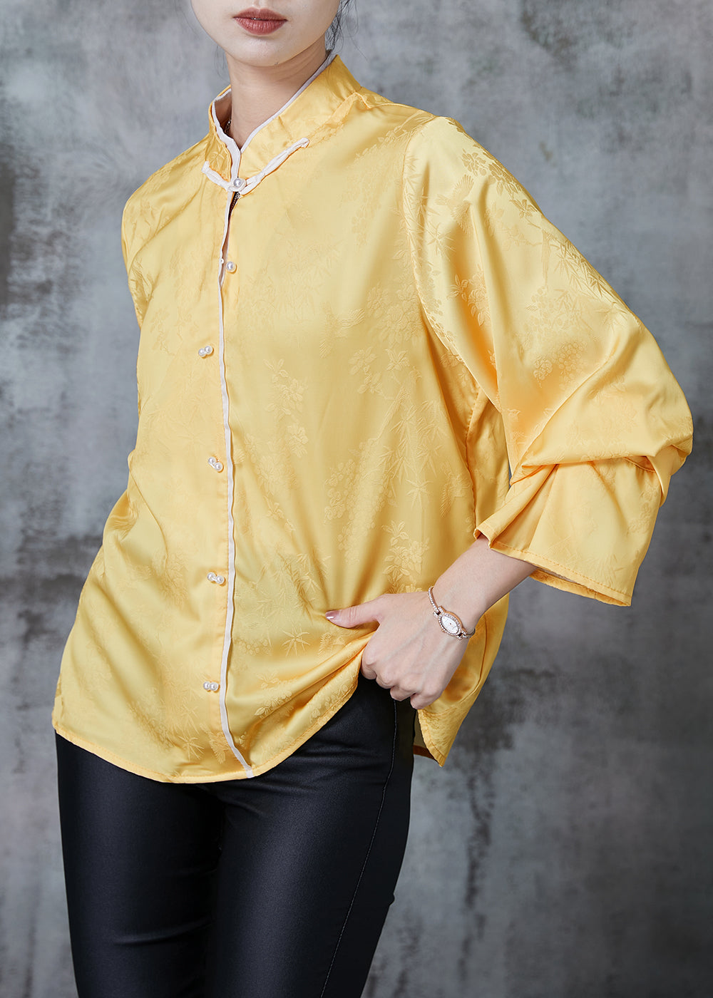 Sophisticated Shirt with a Clean Classic Look