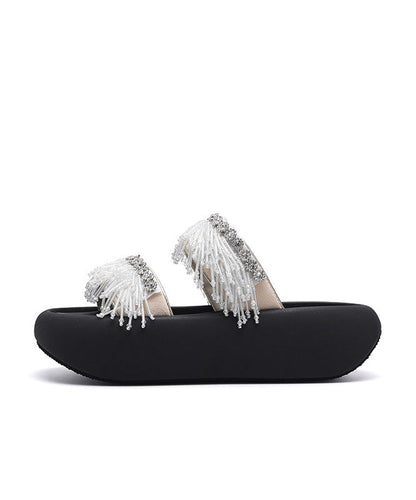 Graceful Orthopedic Sandals for Modern Look