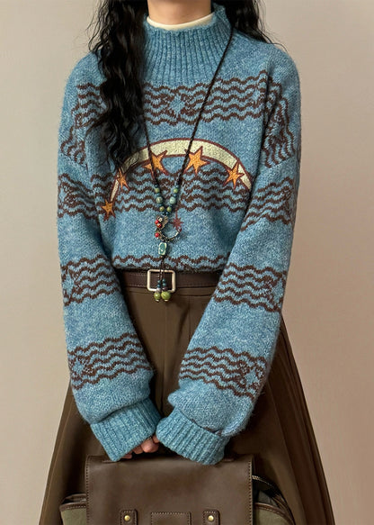 Classic Vintage Sweater with a Flattering Fit