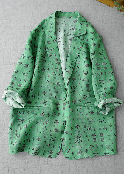 Classic Vintage Coat with a Flattering Fit