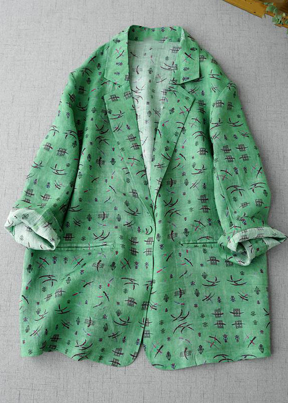 Classic Vintage Coat with a Flattering Fit