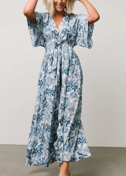 Beautifully Finished Garment in a Timeless Design