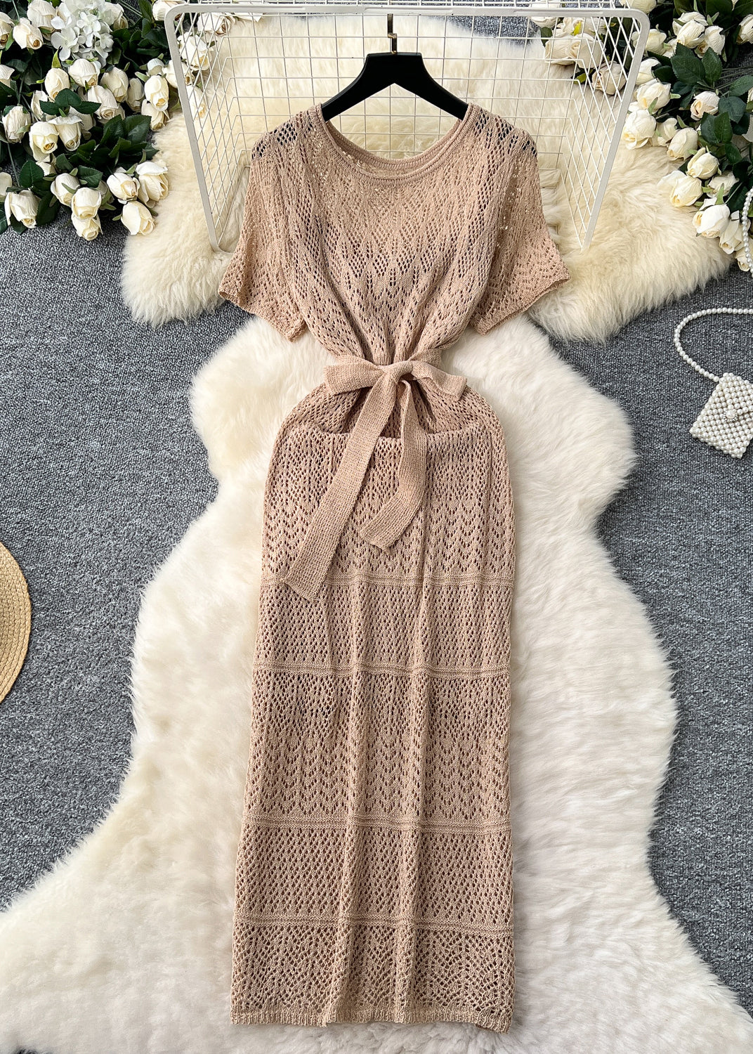 Beautifully Finished Dress in a Timeless Design