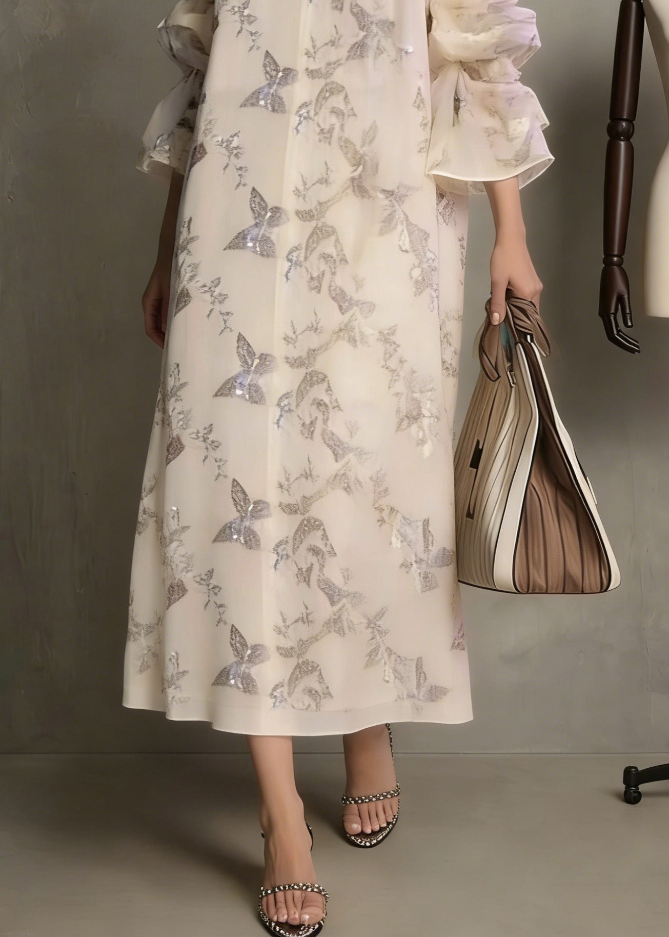 Classic Vintage & Enduringly Stylish Dress