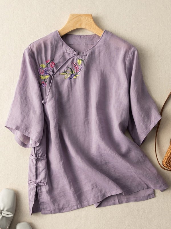Classic Vintage Top with a Flattering Fit