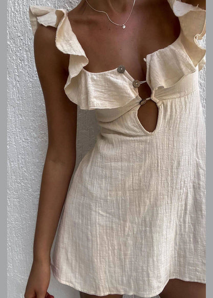Beautifully Finished Dress in a Timeless Design