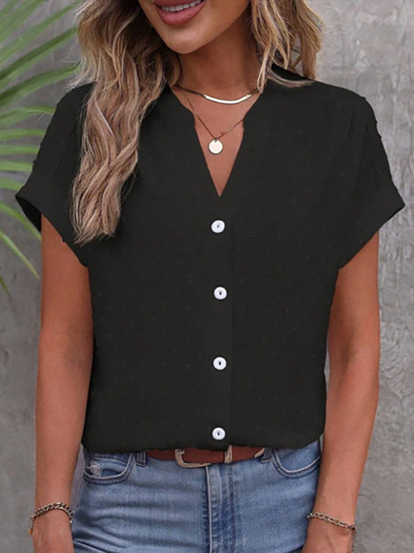 Beautifully Crafted Blouse in a Classic Style