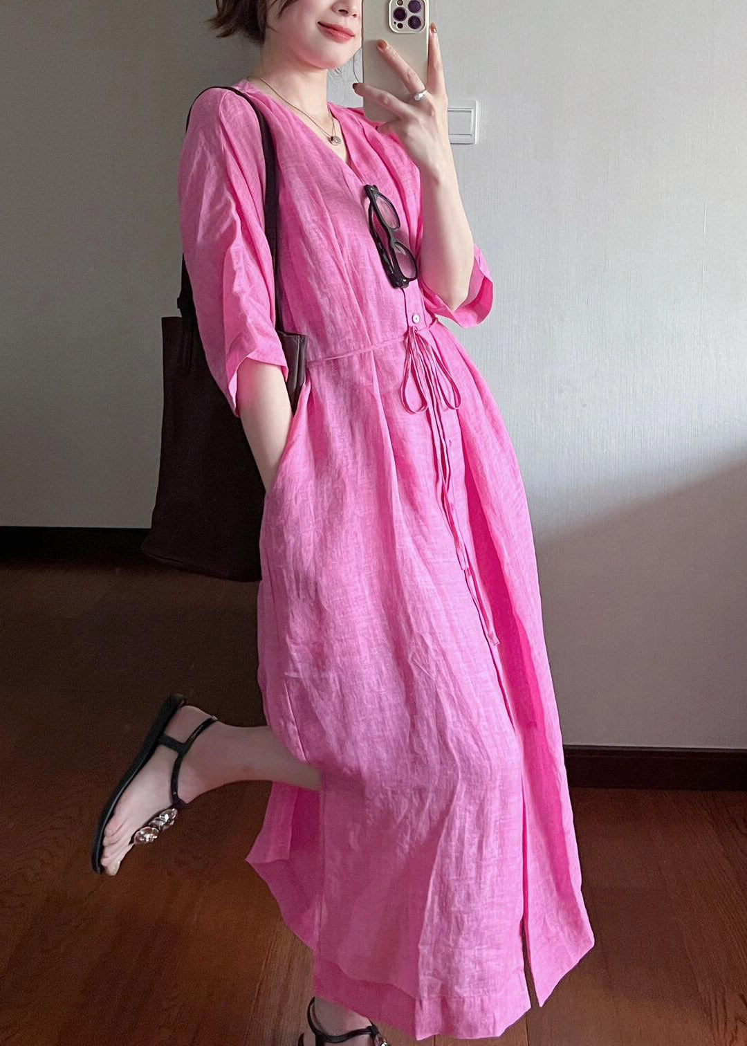 Classic Vintage Dress with a Flattering Fit