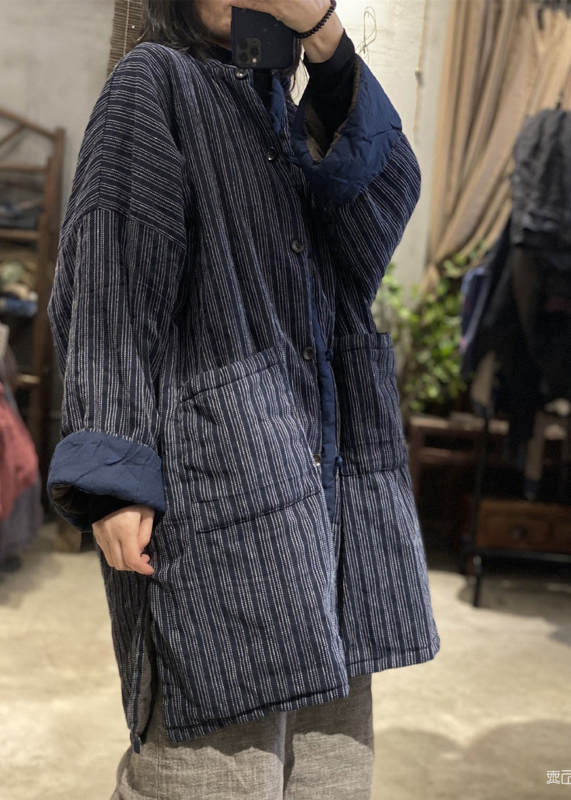 Effortlessly Elegant Coat with a Timeless Design