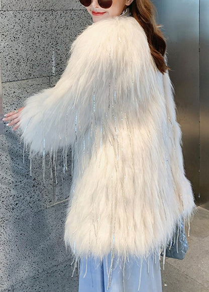 Beautifully Finished Coat in a Timeless Design