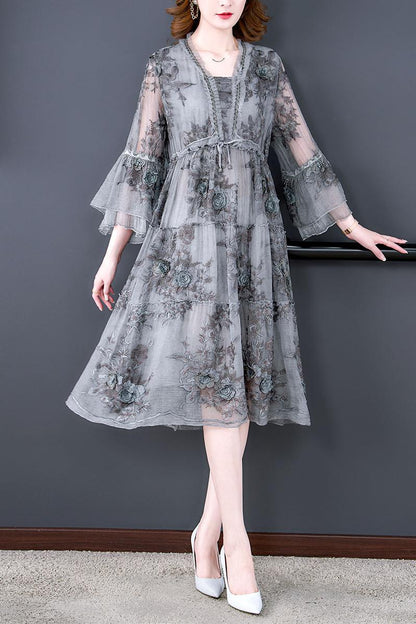 Beautifully Crafted Dress in a Classic Style
