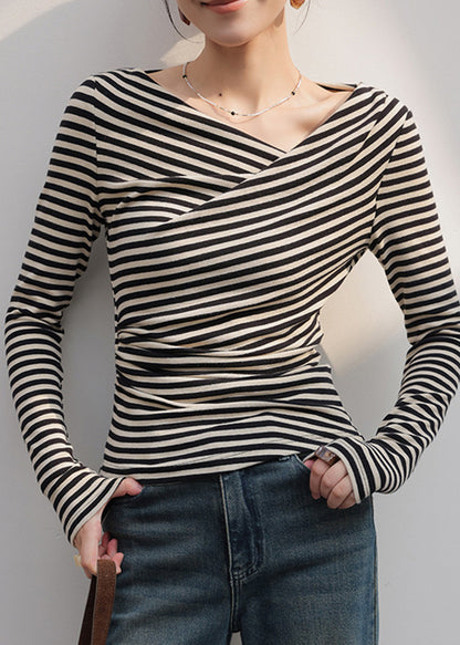 Effortlessly Elegant Shirt with a Timeless Design