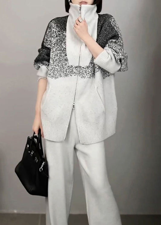 Classic Vintage Sweater with a Flattering Fit