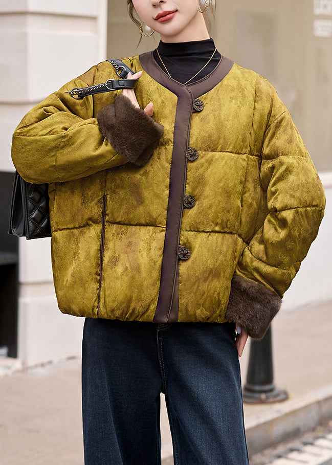 Polished Coat with an Effortless Classic Look