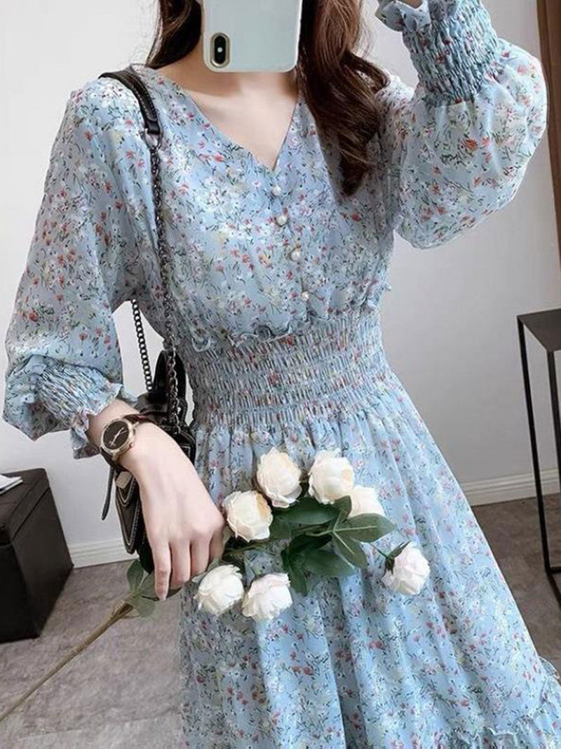 Beautifully Crafted Dress in a Classic Style