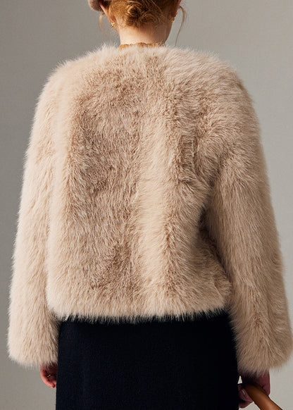 Polished Coat with an Effortless Classic Look