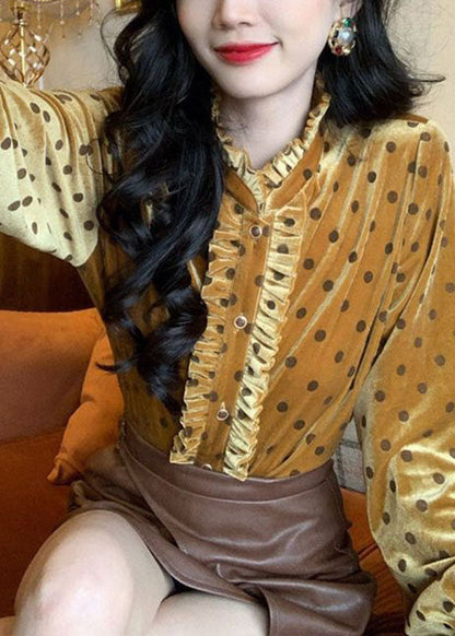 Classic Vintage Shirt with a Flattering Fit