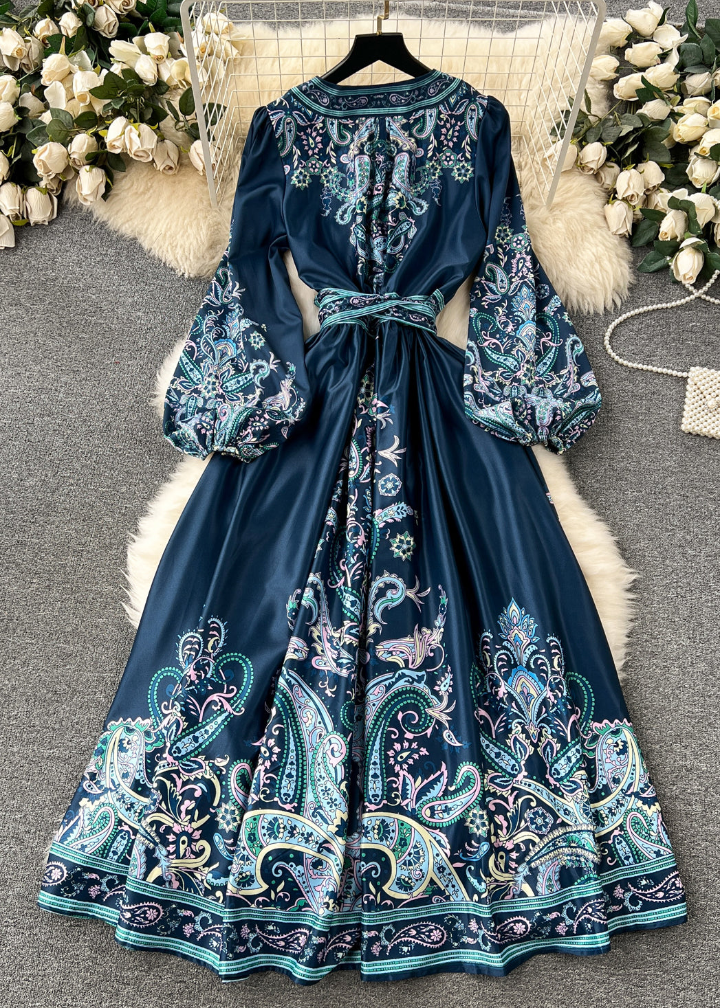 Classic Vintage Dress with a Flattering Fit