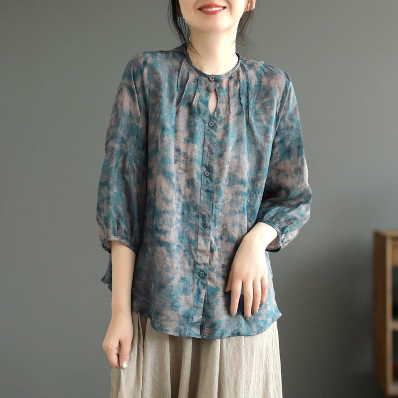 Effortlessly Elegant Blouse with a Timeless Design