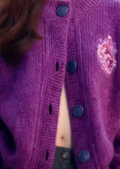 Beautifully Finished Cardigan in a Timeless Design