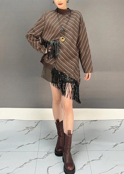 Classic Vintage Sweater with a Flattering Fit
