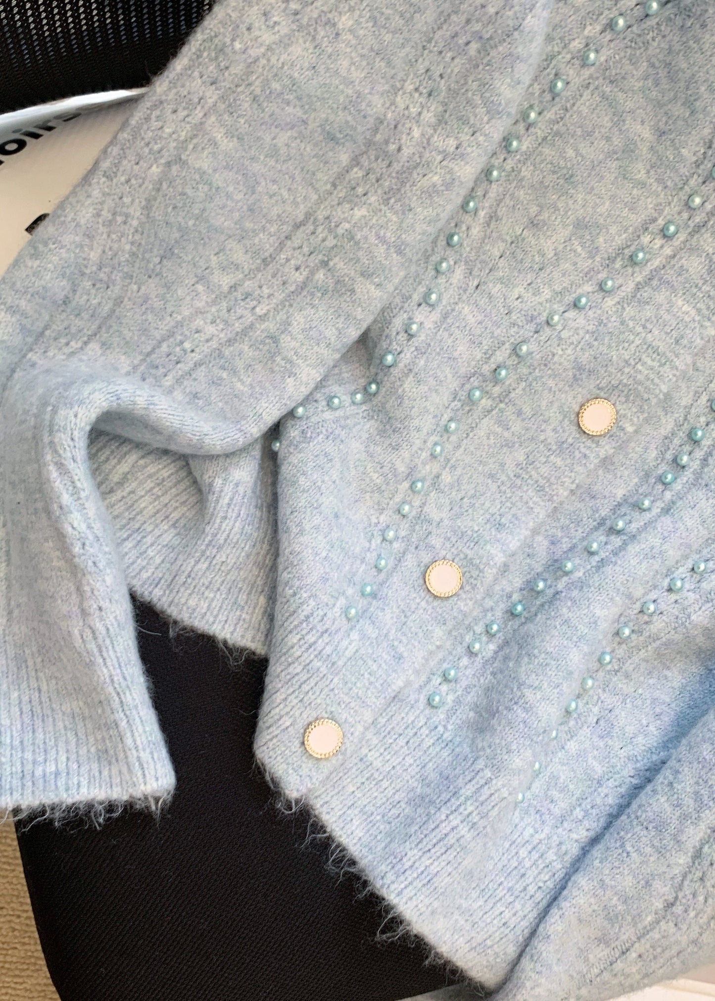 Classic Vintage Sweater with a Flattering Fit