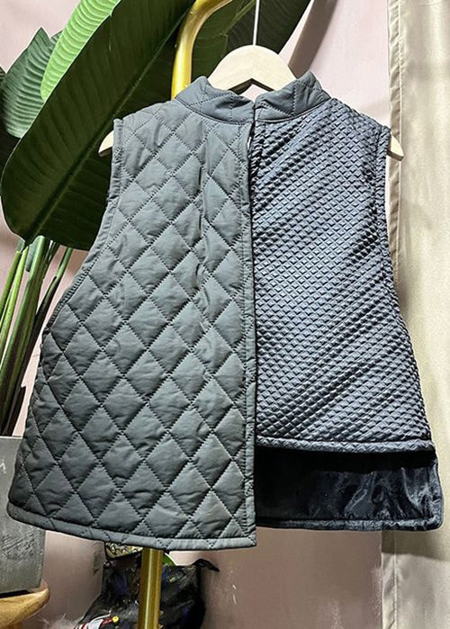Sophisticated Coat with a Clean Classic Look