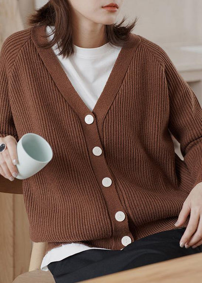 Effortlessly Elegant Top with a Timeless Design
