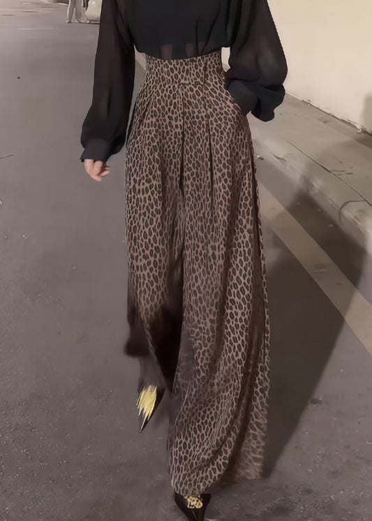 Elegantly Styled Pants for Everyday Wear
