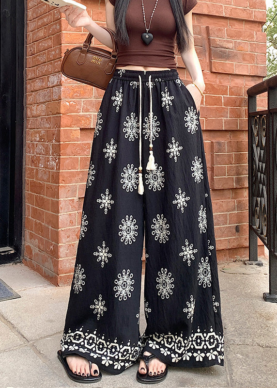 Classic Vintage Pants with a Flattering Fit