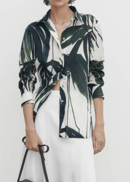 Classic Vintage Shirt with a Flattering Fit