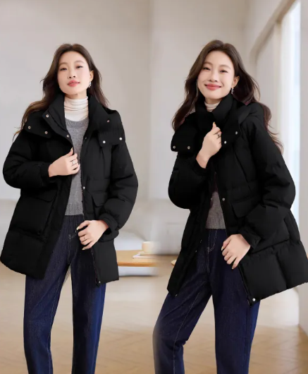 Well Tailored Coat with a Graceful Silhouette